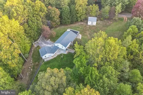 5761 Pendleton Ln, Warrenton, VA 20187 photo 49