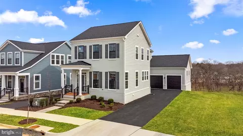 3611 Stephensons Hill Ln, Marshall, VA 20115
