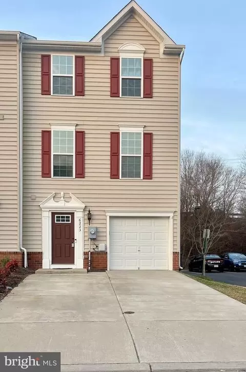 6223 Willow Pl, Bealeton, VA 22712
