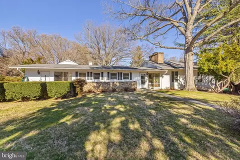 6484 Wildwood Ln, Middleburg, VA 20117