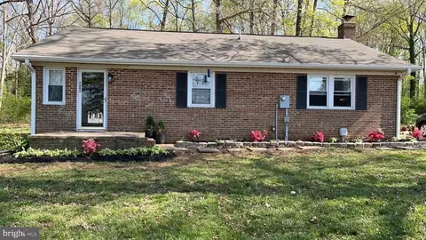7203 Covingtons Corner Rd, Bealeton, VA 22712