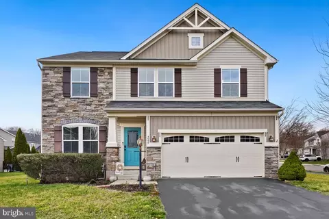 3953 Lake Ashby Ct, Warrenton, VA 20187
