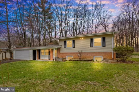 5348 Dumfries Rd, Warrenton, VA 20187