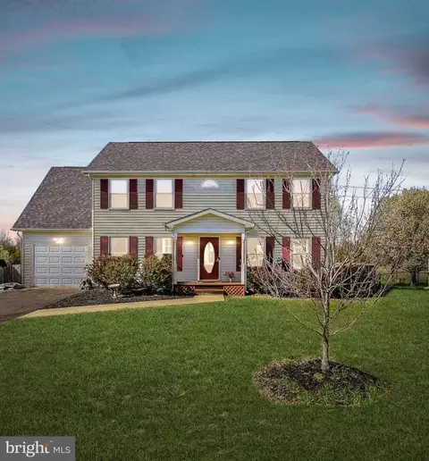 7009 Justin Ct E, Remington, VA 22734