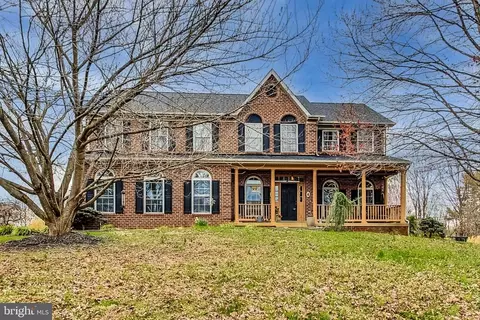7174 N Crest Ct N, Warrenton, VA 20187