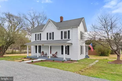 103 W Bowen St W, Remington, VA 22734