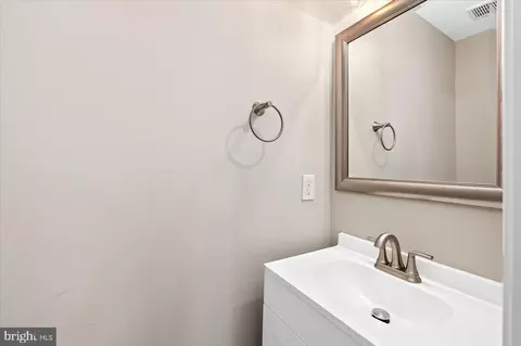 6984 Owl Ln, Marshall, VA 20115 photo 16