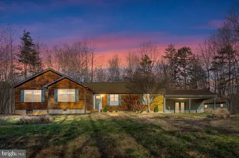 6984 Owl Ln, Marshall, VA 20115 photo 3
