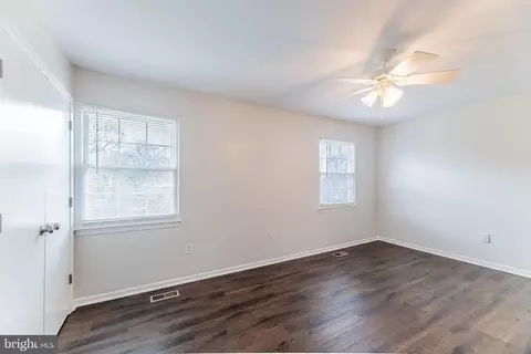 8620 Ashby Ct, Marshall, VA 20115 photo 25