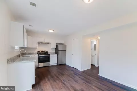 8620 Ashby Ct, Marshall, VA 20115 photo 6