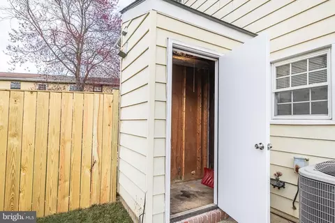 8620 Ashby Ct, Marshall, VA 20115 photo 43