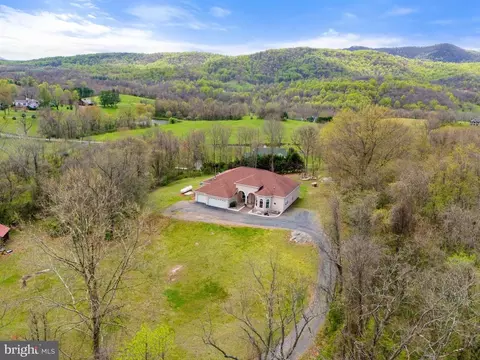 3895 Leeds Manor Rd, Markham, VA 22643 photo 30