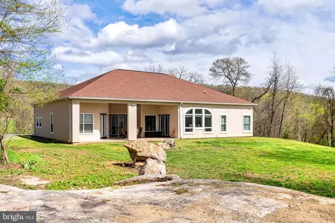 3895 Leeds Manor Rd, Markham, VA 22643 photo 25