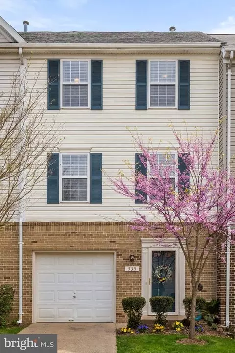 535 Highland Towne Ln, Warrenton, VA 20186