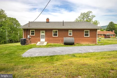 10418 Ada Rd, Marshall, VA 20115 photo 6
