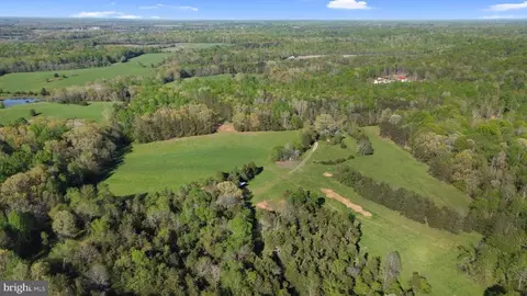 5533 Tall Cedars Rd, Sumerduck, VA photo 4