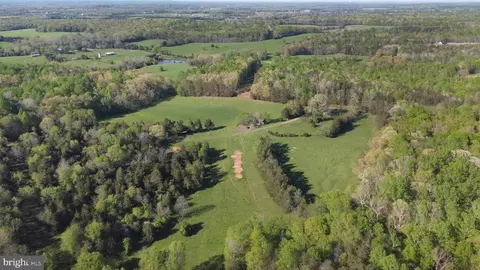 5533 Tall Cedars Rd, Sumerduck, VA photo 3