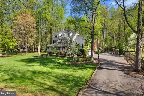 5616 Sinclair Dr, Warrenton, VA 20187 photo 12