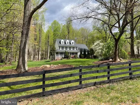 5616 Sinclair Dr, Warrenton, VA 20187 photo 3