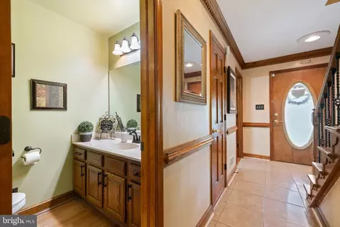 5616 Sinclair Dr, Warrenton, VA 20187 photo 33