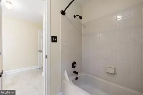 5616 Sinclair Dr, Warrenton, VA 20187 photo 60