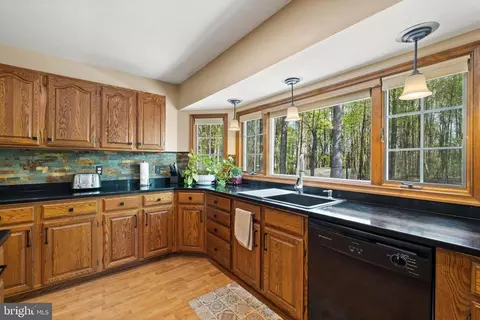 5616 Sinclair Dr, Warrenton, VA 20187 photo 39