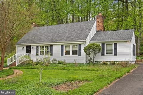 5070 Dulany Ln, Broad Run, VA 20137 photo 2