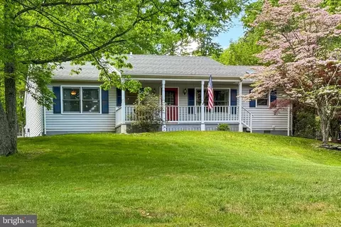 7006 Kelly Rd, Warrenton, VA 20187