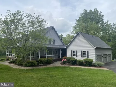 6729 Carter Ct, Warrenton, VA 20187