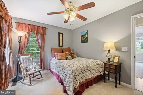 5454 Beechtree Dr, Warrenton, VA 20187 photo 26