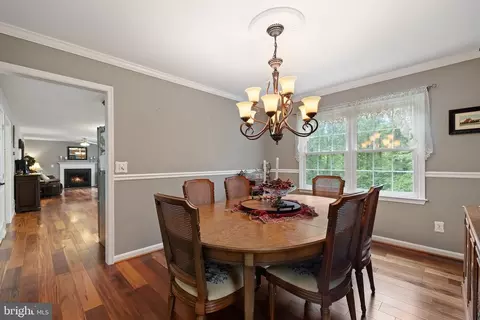5454 Beechtree Dr, Warrenton, VA 20187 photo 12