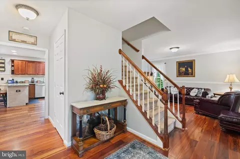 5454 Beechtree Dr, Warrenton, VA 20187 photo 8