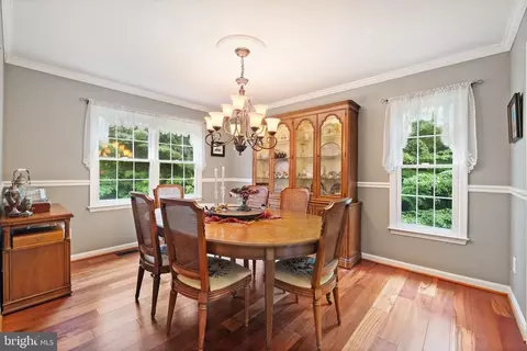 5454 Beechtree Dr, Warrenton, VA 20187 photo 13