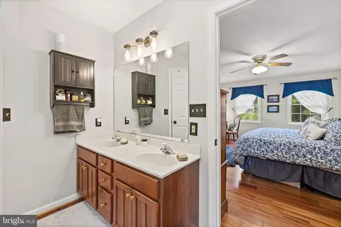 5454 Beechtree Dr, Warrenton, VA 20187 photo 34