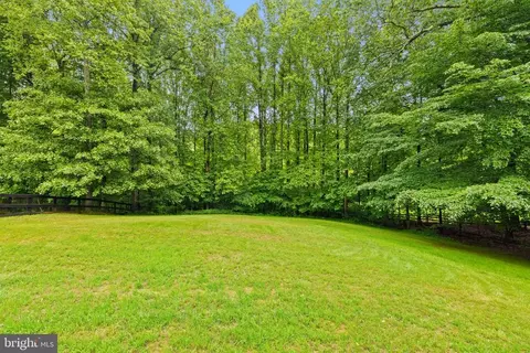 5454 Beechtree Dr, Warrenton, VA 20187 photo 48