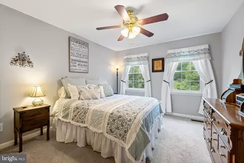 5454 Beechtree Dr, Warrenton, VA 20187 photo 27