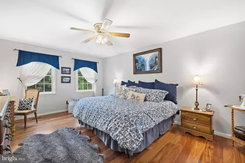 5454 Beechtree Dr, Warrenton, VA 20187 photo 32