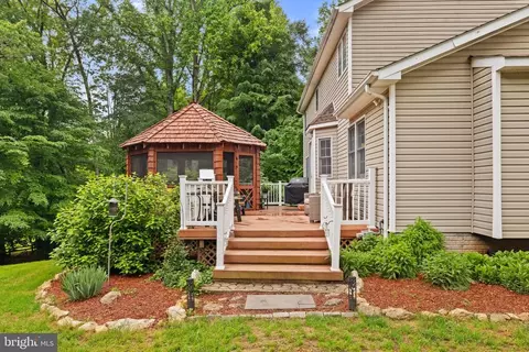 5454 Beechtree Dr, Warrenton, VA 20187 photo 46