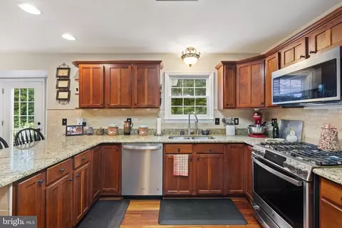 5454 Beechtree Dr, Warrenton, VA 20187 photo 21