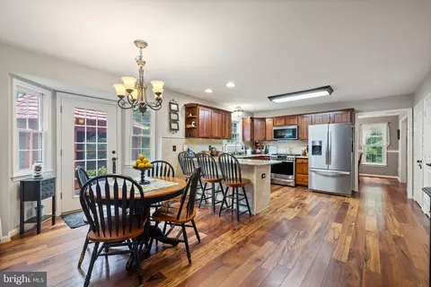 5454 Beechtree Dr, Warrenton, VA 20187 photo 18