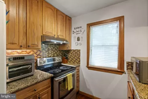 5755 Pilgrims Rest Rd, Broad Run, VA 20137 photo 13