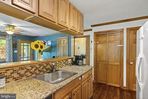 5755 Pilgrims Rest Rd, Broad Run, VA 20137 photo 14