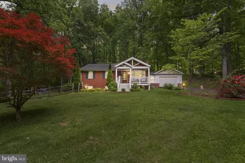 5755 Pilgrims Rest Rd, Broad Run, VA 20137 photo 2