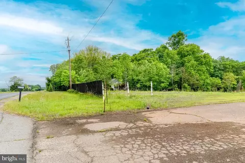 12721 Marsh Rd, Bealeton, VA