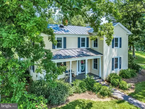 4477 Paradigm Farm Ln, Warrenton, VA 20187