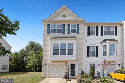 6149 Newton Ln, Bealeton, VA 22712