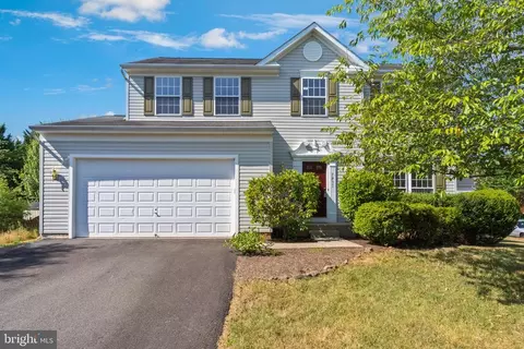 7037 Cross Meadow Dr, Bealeton, VA 22712