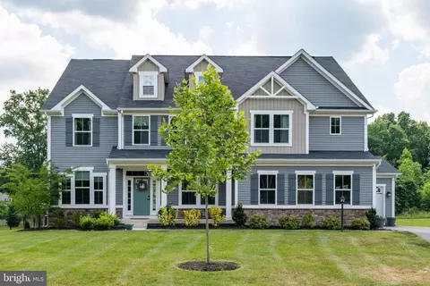 7463 Lake Willow Ct, Warrenton, VA 20187