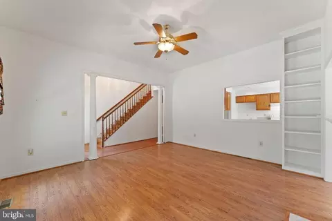 8456 Emerald Ln, Marshall, VA 20115 photo 10