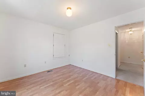 8456 Emerald Ln, Marshall, VA 20115 photo 34